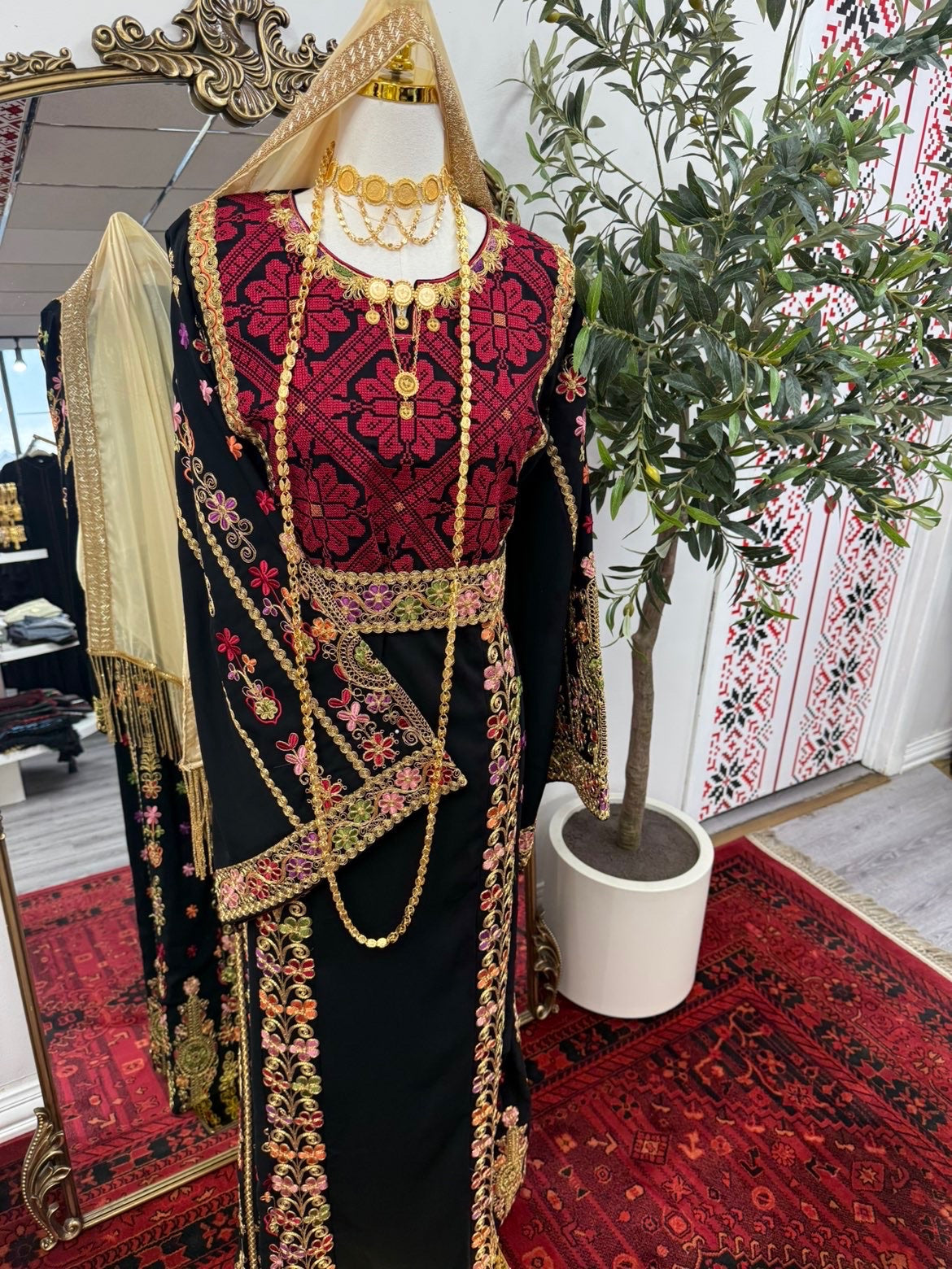 Black Traditional malaka tatreez with kassab