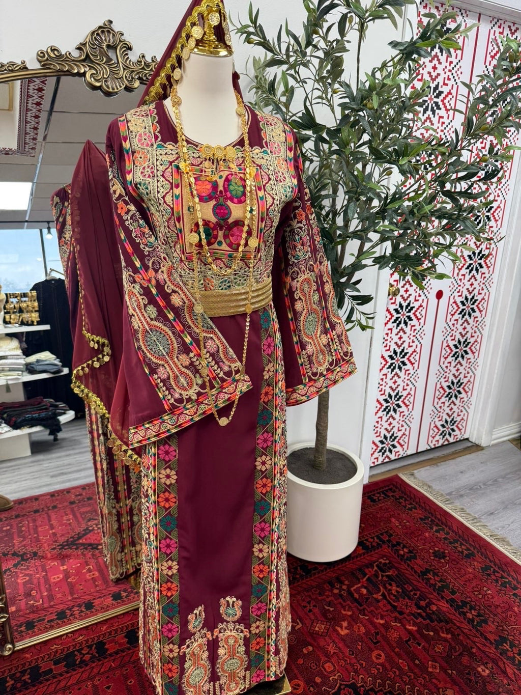 Maroon kassab malaka
