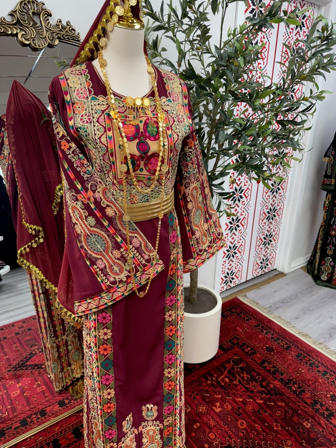 Maroon kassab malaka
