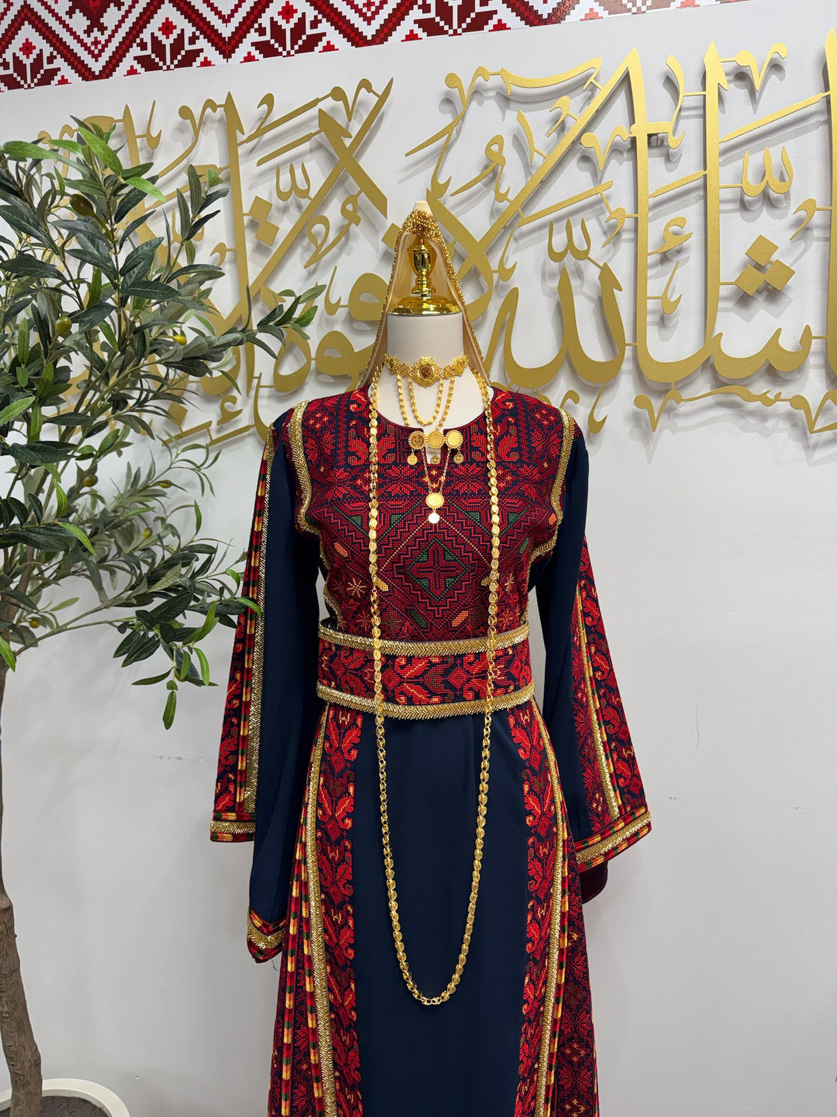 Navy Blue Sabayel Kharaz Thobe